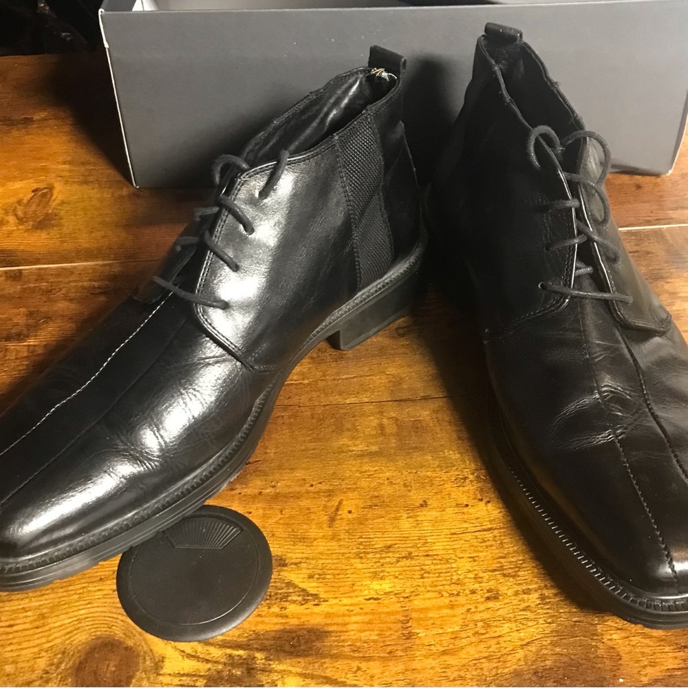 Venturini Mens Shoes size 10 1/2